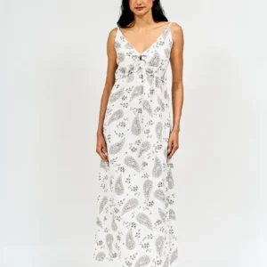 Vestido-Caloé-estilo-broderie-trapos-y-tacos